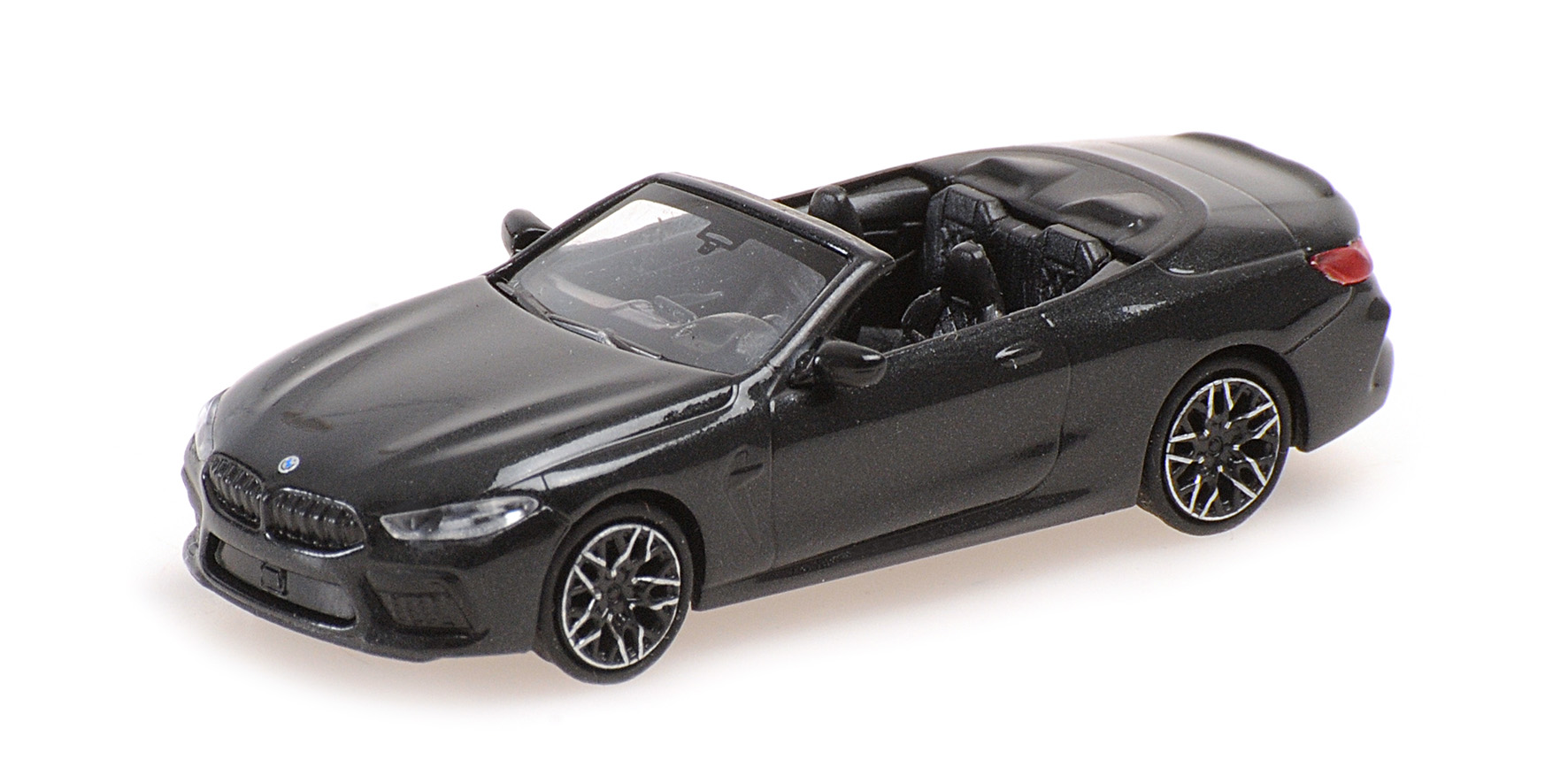 BMW M8 CABRIOLET - 2019 - BLACK METALLIC
