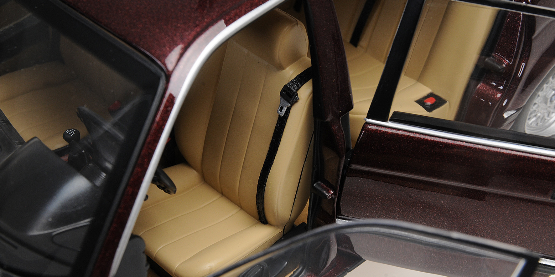 BMW 730I (E32) - 1986 - RED