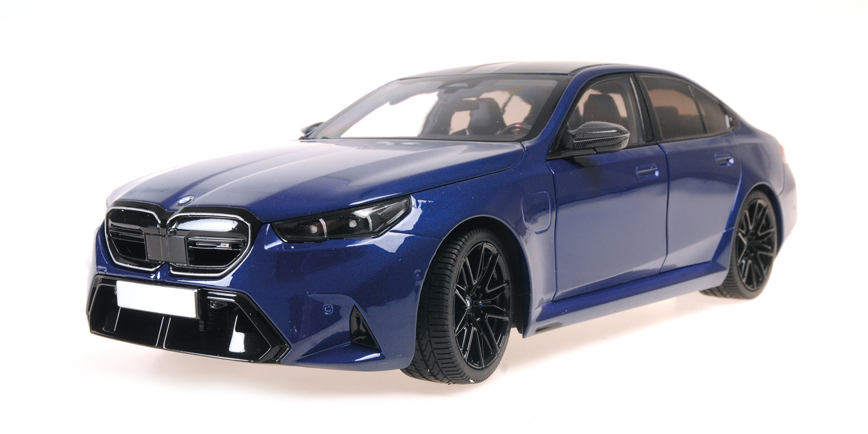 BMW M5 - 2024 - BLUE METALLIC