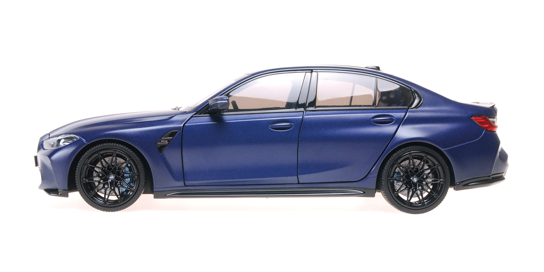 BMW M3 - 2024 - MATT BLUE METALLIC