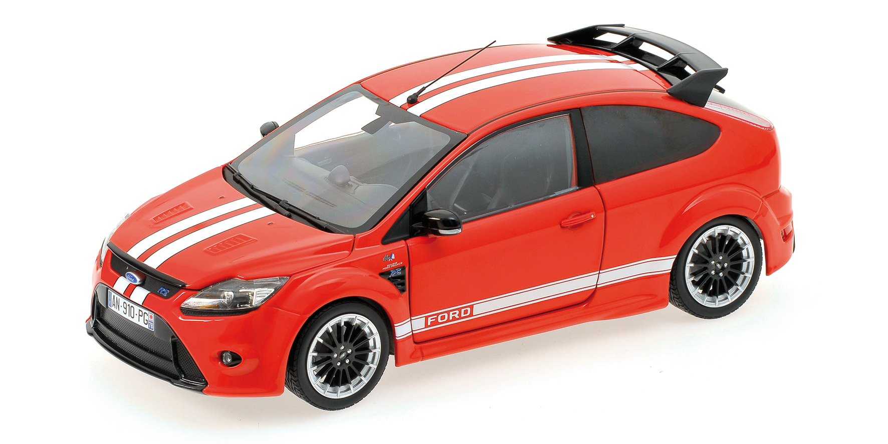 FORD FOCUS RS - 2010 - LE MANS CLASSIC EDITION - RED - 1967 FORD MK.IV TRIBUTE