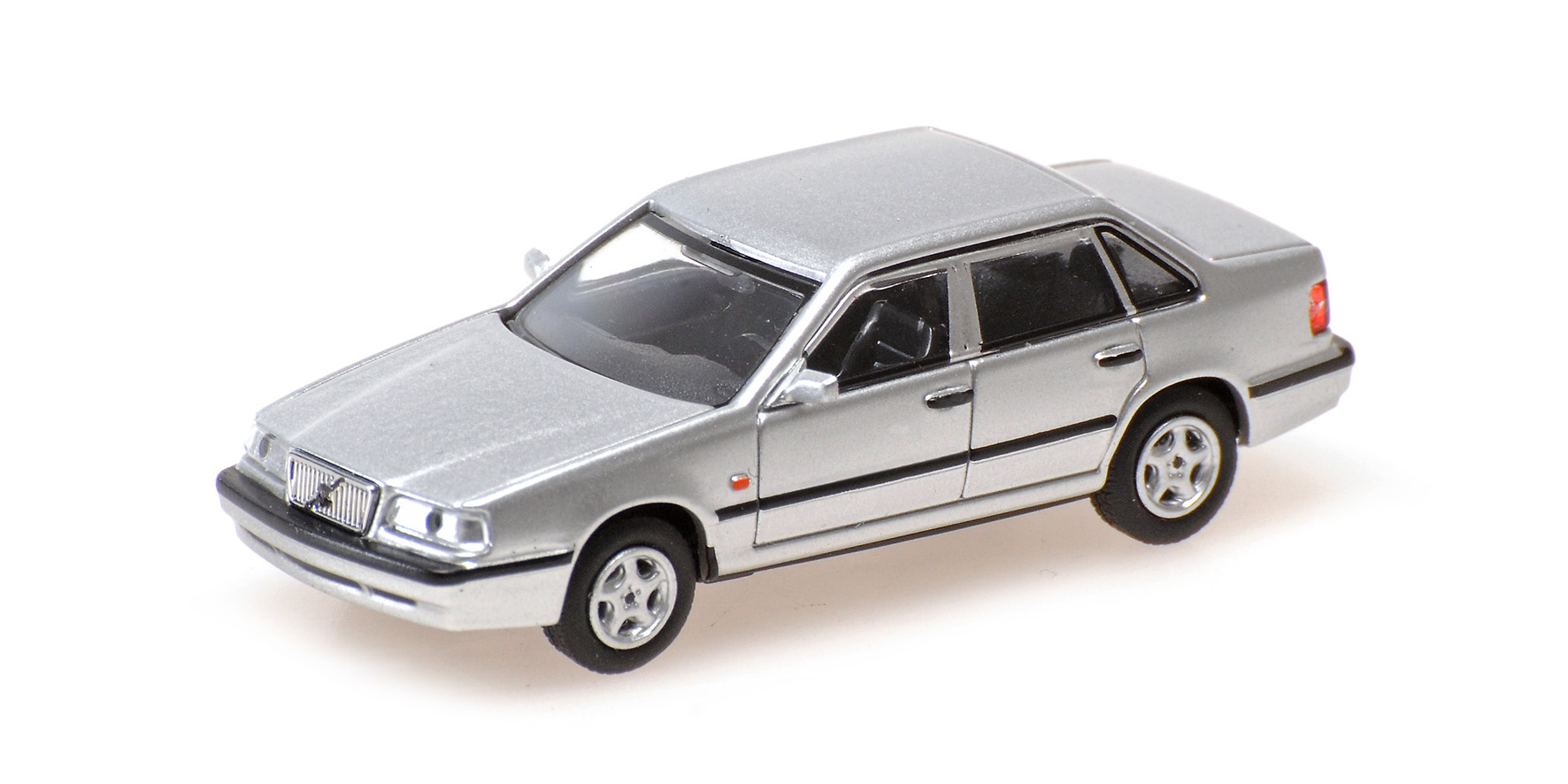 VOLVO 850 SALOON - 1994 - SILVER