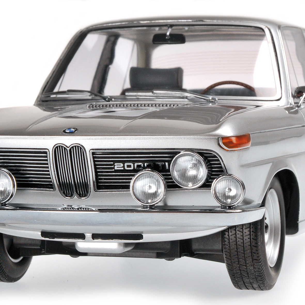 BMW 2000 TI - ICKX/HAHNE - WINNERS 24H SPA 1966