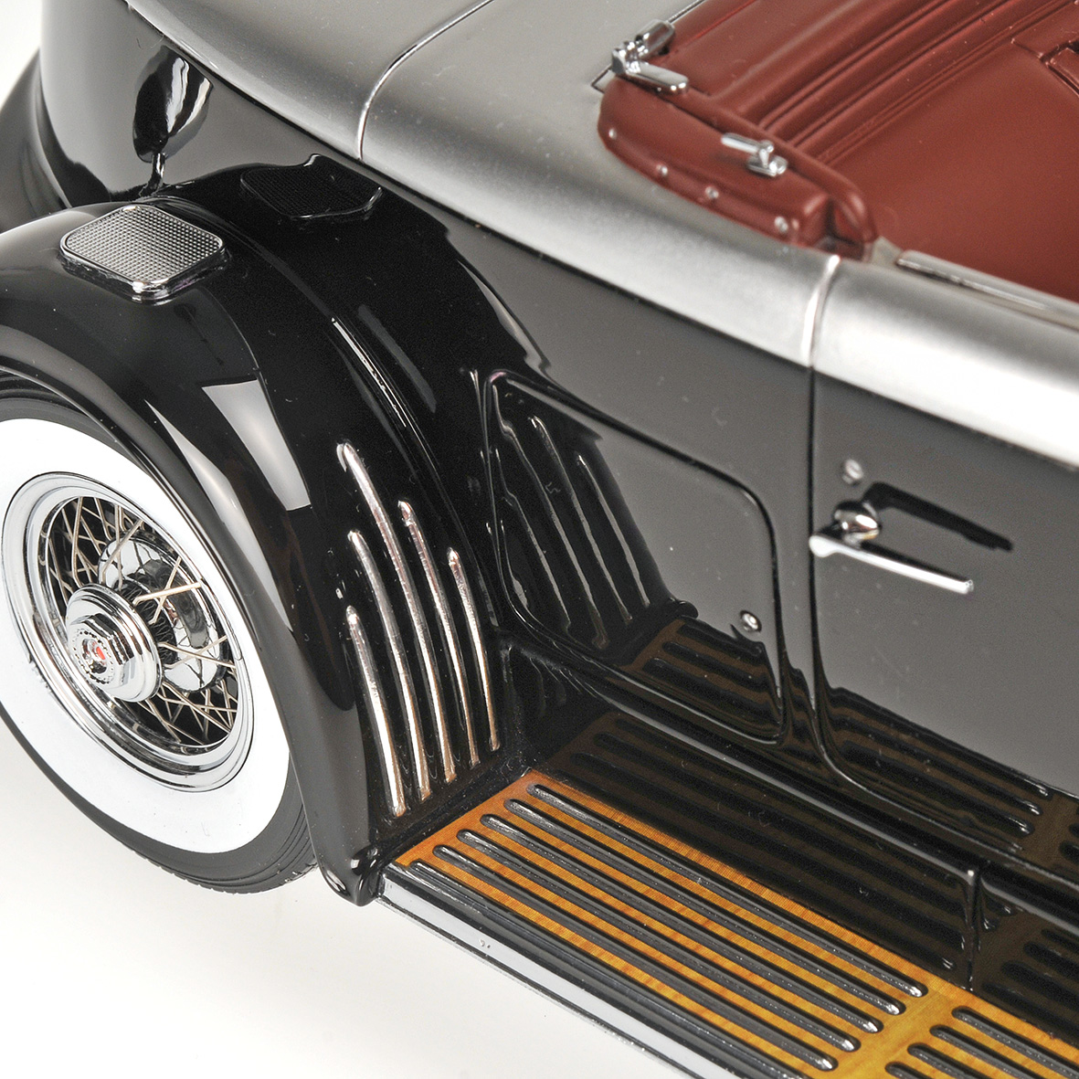DUESENBERG MODEL J TORPEDO CONVERTIBLE COUPÉ - 1929 - BLACK