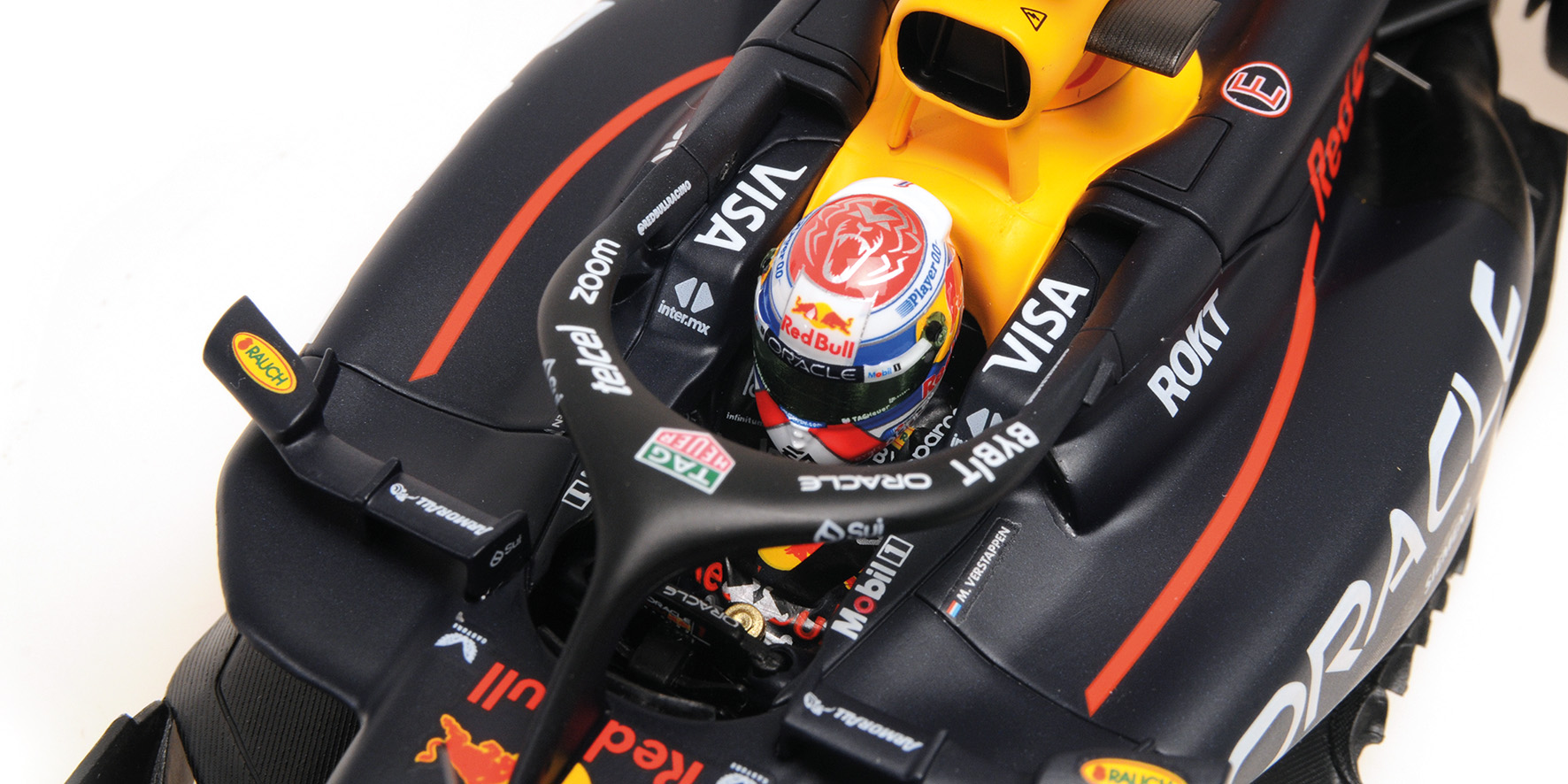 ORACLE RED BULL RACING RB20 - MAX VERSTAPPEN - WINNER JAPAN 2024
