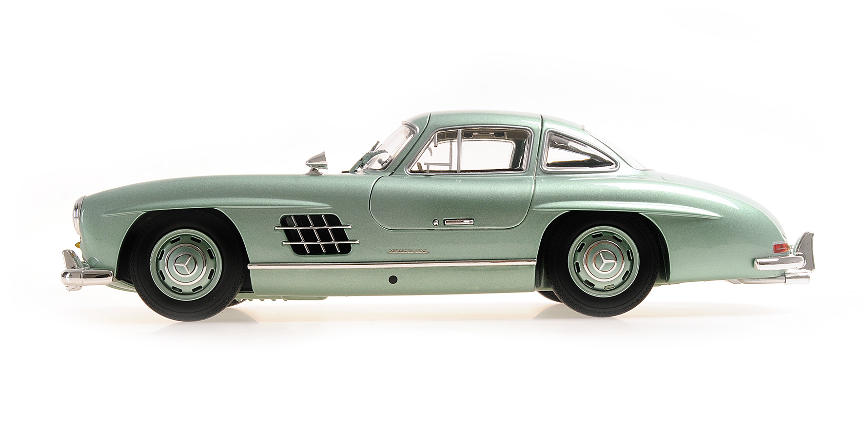 MERCEDES-BENZ 300 SL (W198) - 1955 - LIGHT GREEN METALLIC