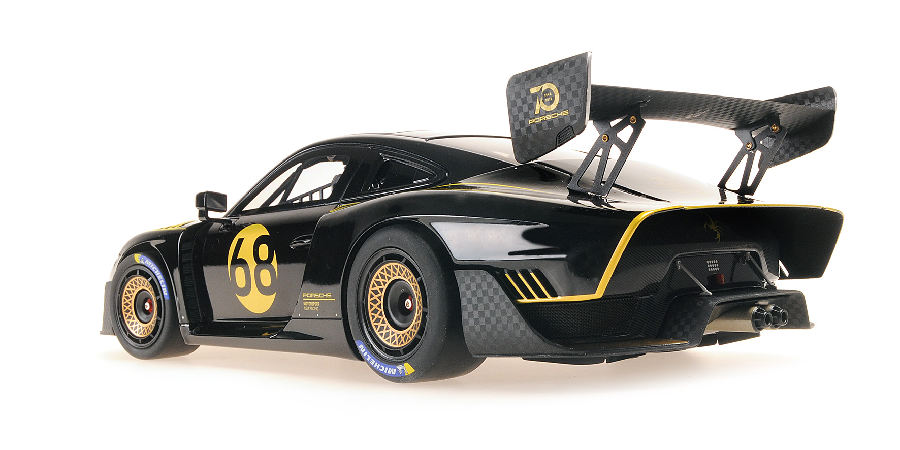 PORSCHE 935/19 - BLACK WITH GOLD STRIPES - 2020
