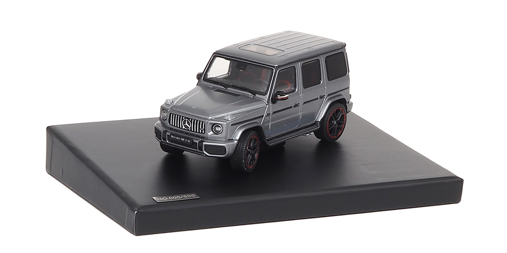 MERCEDES-AMG G63 - 2019 - DESIGNO PLATINUM MAGNO
