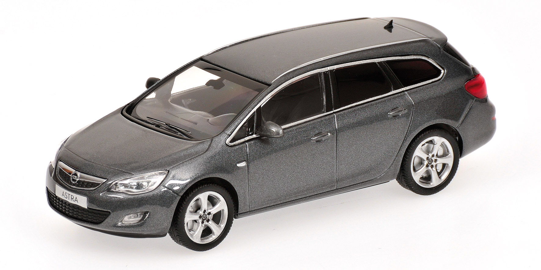 OPEL ASTRA SPORTSTOURER - 2010 - GREY METALLIC