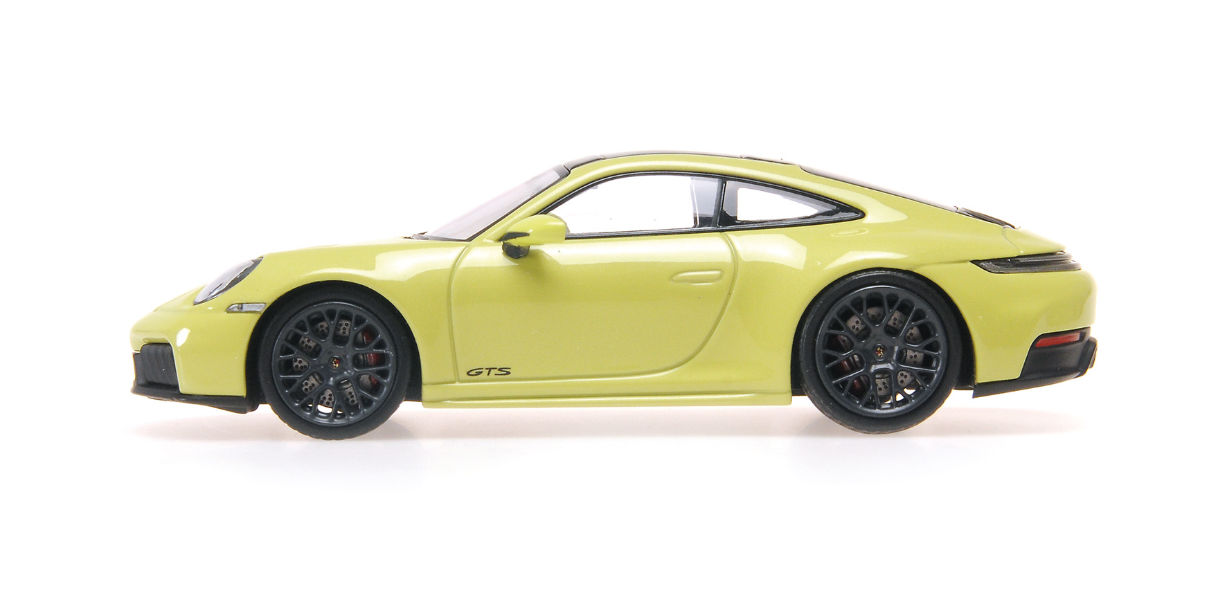 PORSCHE 911 (992.2) CARRERA GTS - 2024 - YELLOW METALLIC
