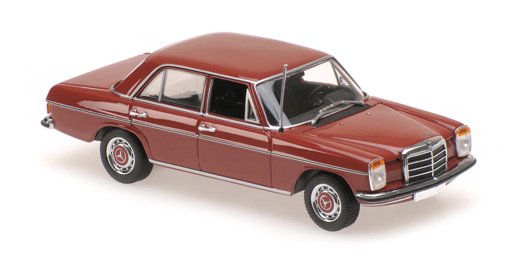 MERCEDES-BENZ 200D (W114/115) - 1968 - RED