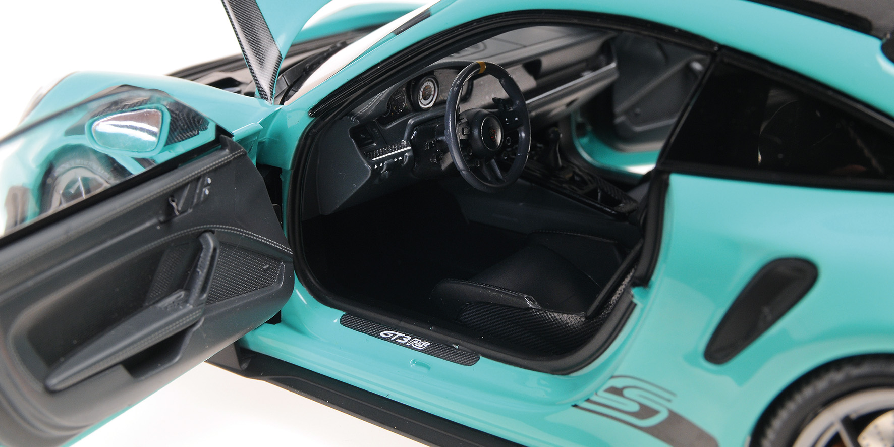 PORSCHE 911 (992) GT3RS - 2024 - GREEN W DARKSILVER WHEELS