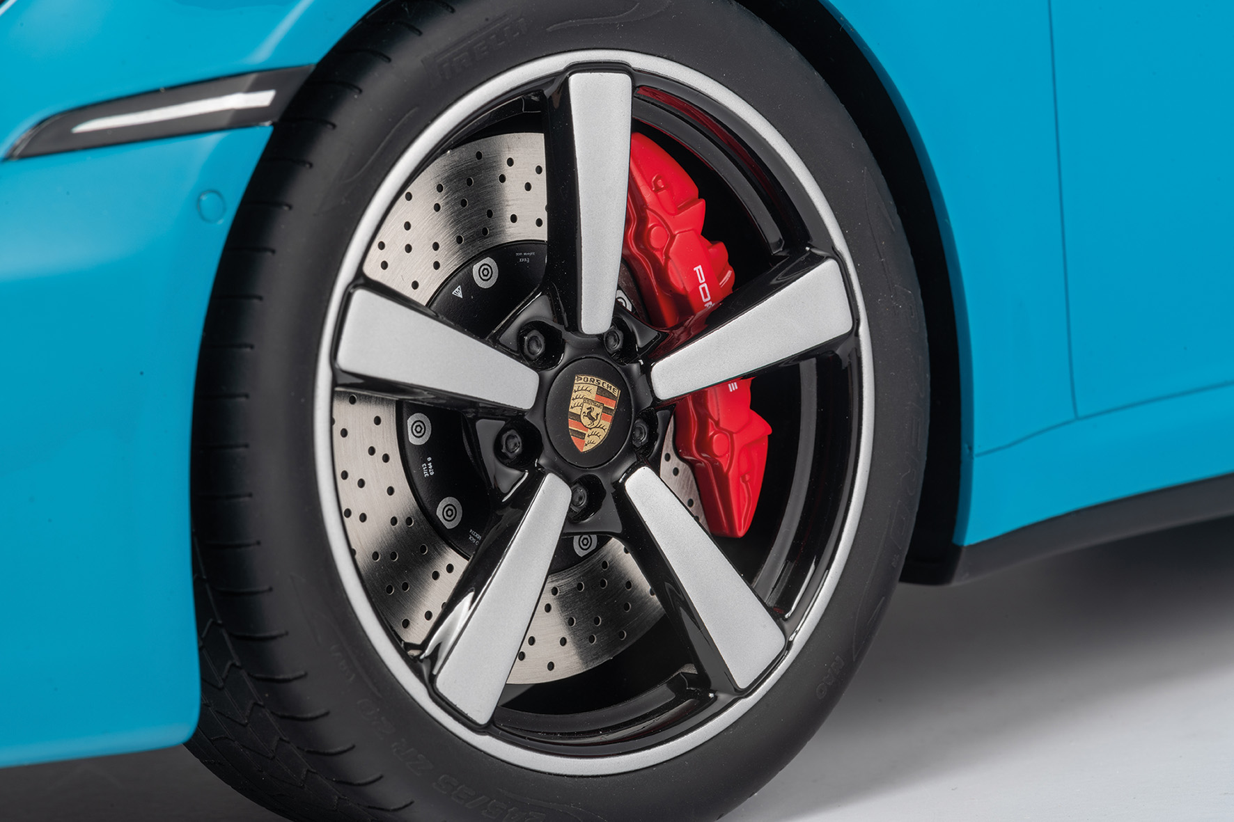 PORSCHE 911 (992) CARRERA 4S CABRIOLET - 2020 - MIAMIBLAU