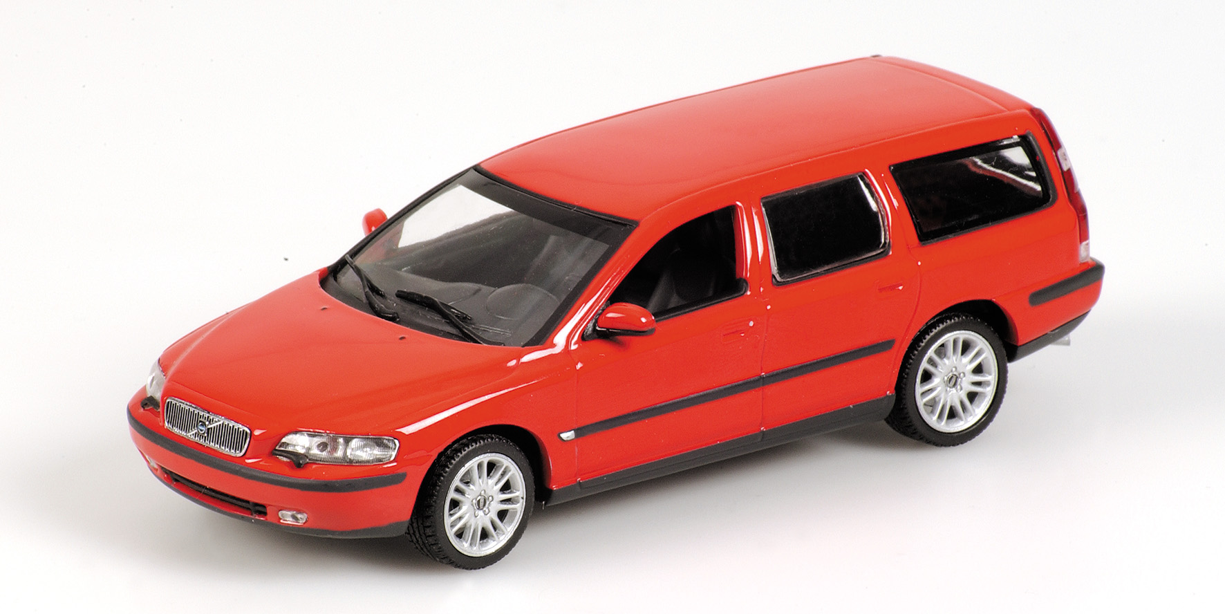 VOLVO V70 BREAK - 2000 - RED