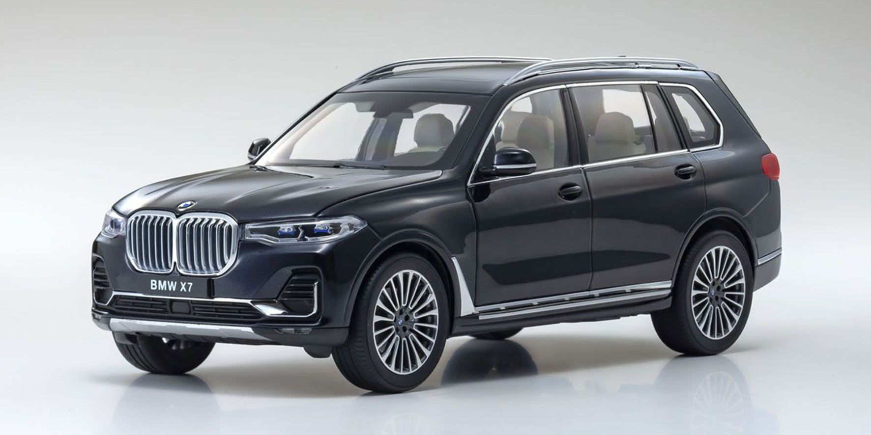 BMW X7 - BLACK (08951CBK)