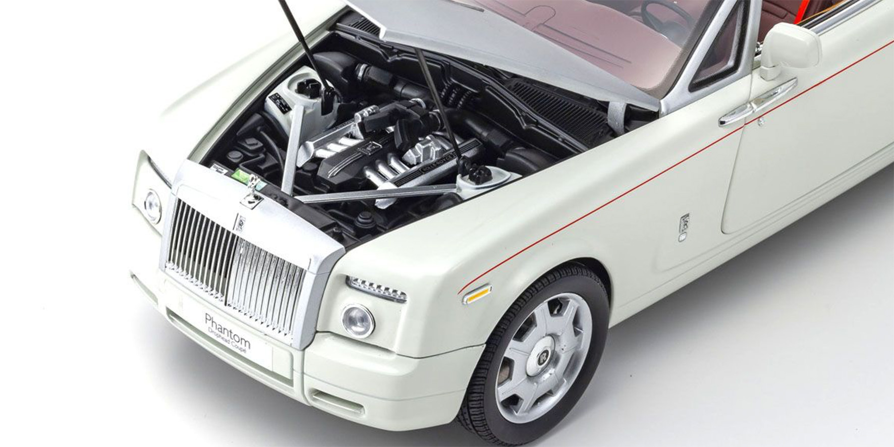 ROLLS ROYCE PHANTOM DROPHEAD COUPE - ENGLISH WHITE (08871EW2)