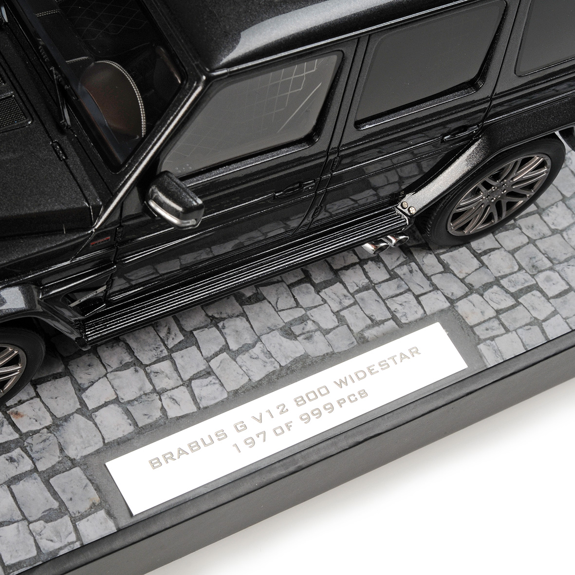 BRABUS G V12 800 WIDESTAR - 2010 - GREY METALLIC