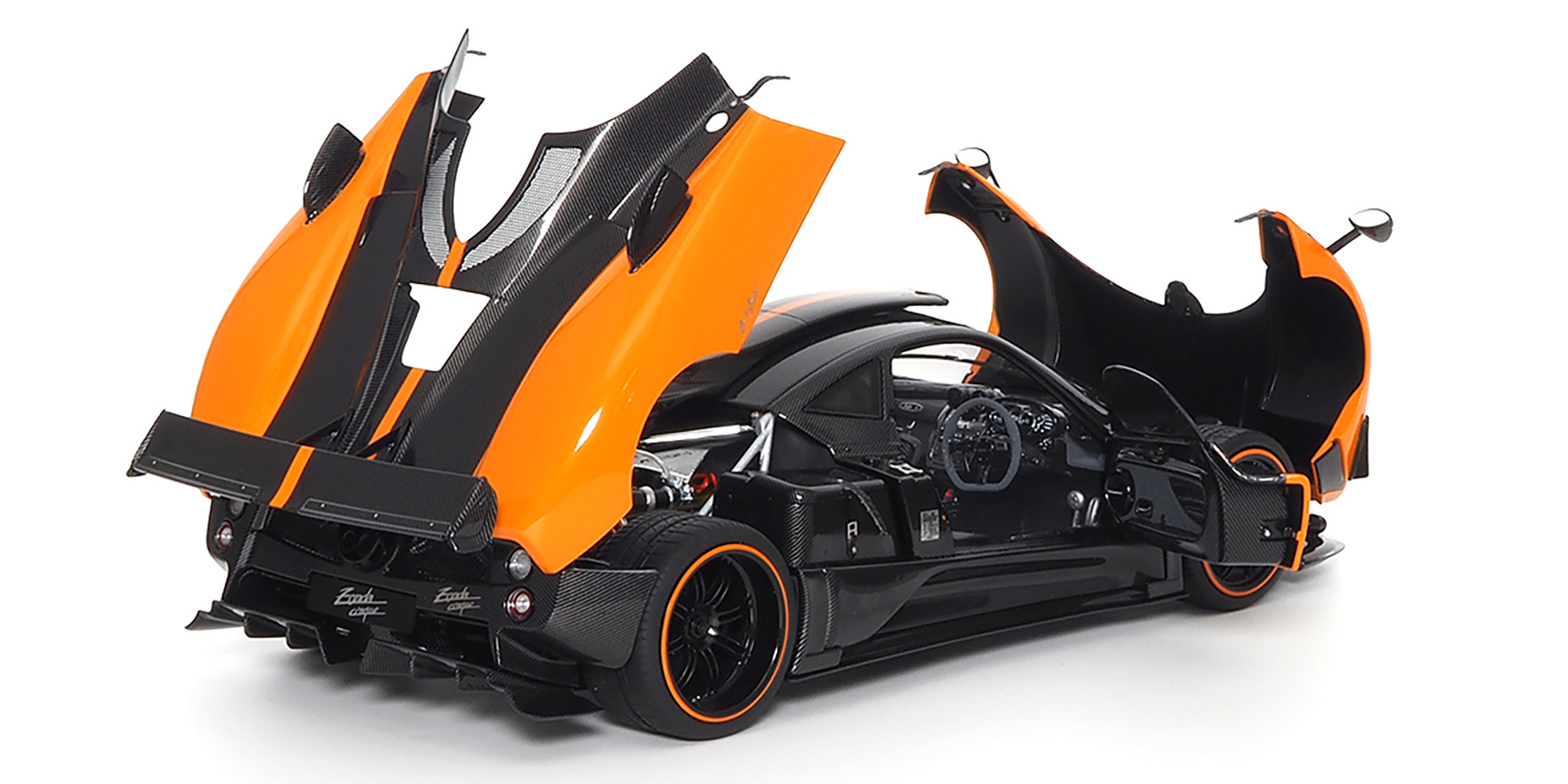 PAGANI ZONDA CINQUE COUPE - 2009 - ORANGE/BLACK - ARANCIO ST.TROPEZ (850603001)