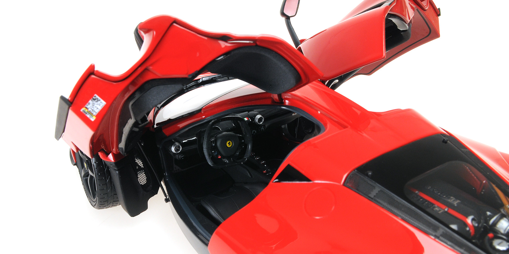 FERRARI LAFERRARI - RED (ROSSO CORSA)
