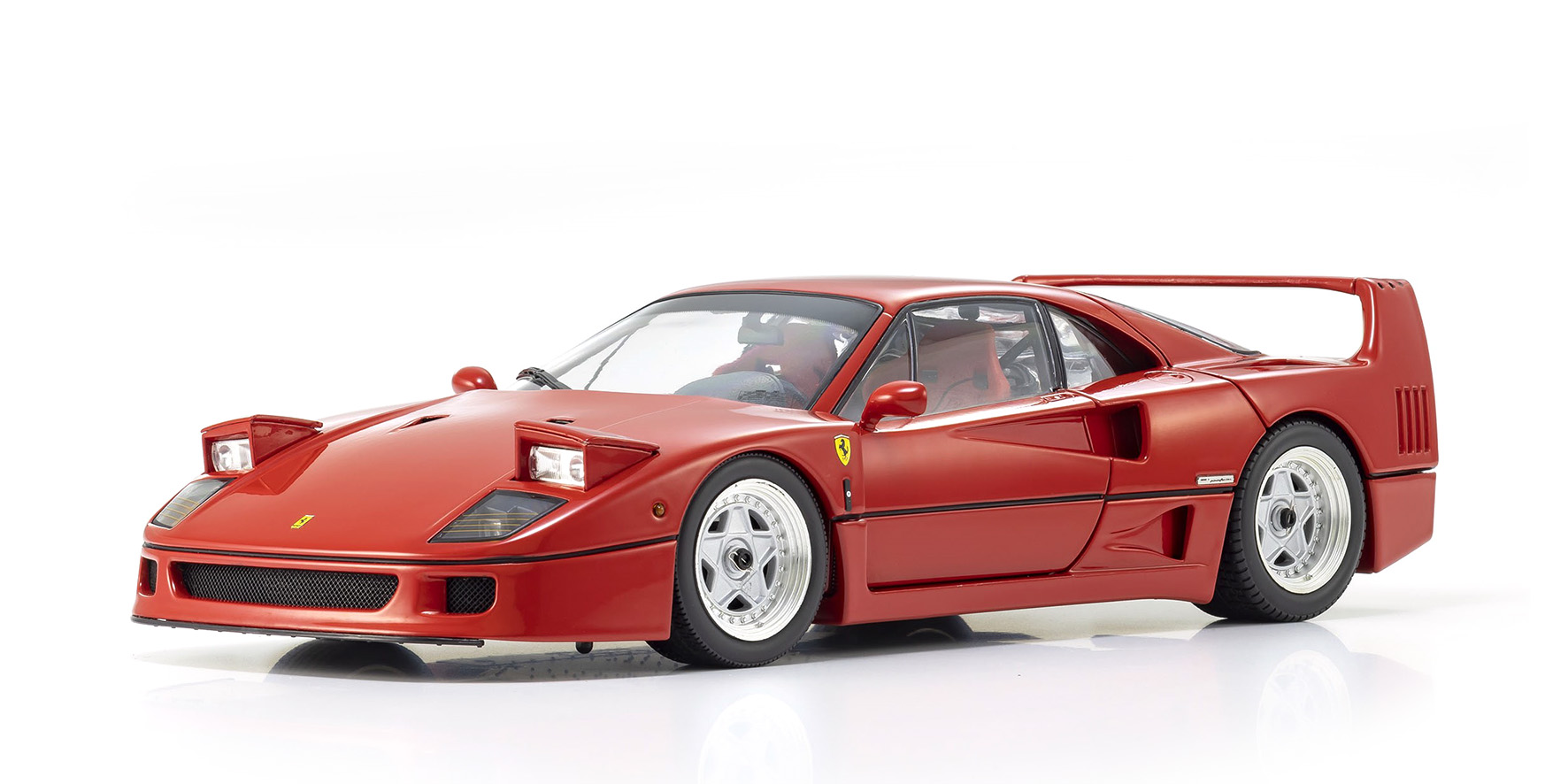 FERRARI F40 - RED (08416R2)