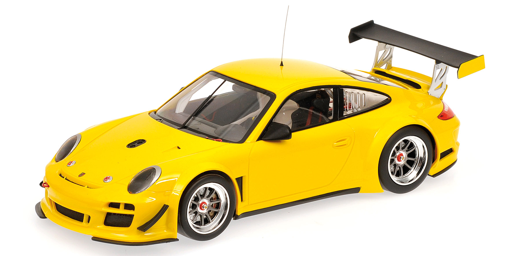 PORSCHE 911 GT3R - 'STREET' - 2010 - YELLOW