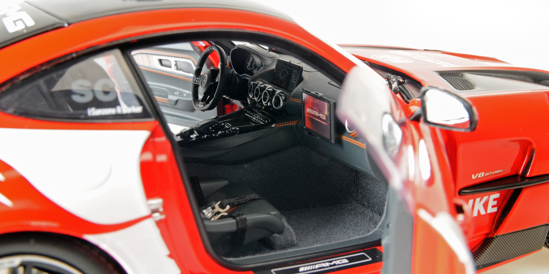 MERCEDES-AMG GT BLACK SERIES - SAFETY CAR FORMULA 1 - 2024