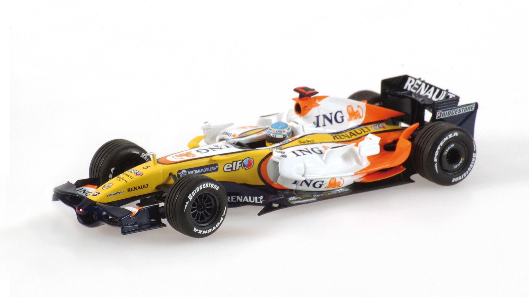 RENAULT F1 TEAM R28 - FERNANDO ALONSO - SHOWCAR 2008