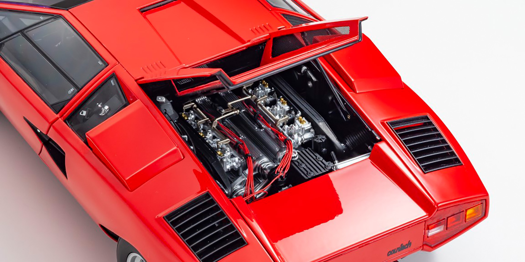 LAMBORGHINI COUNTACH LP400 - RED