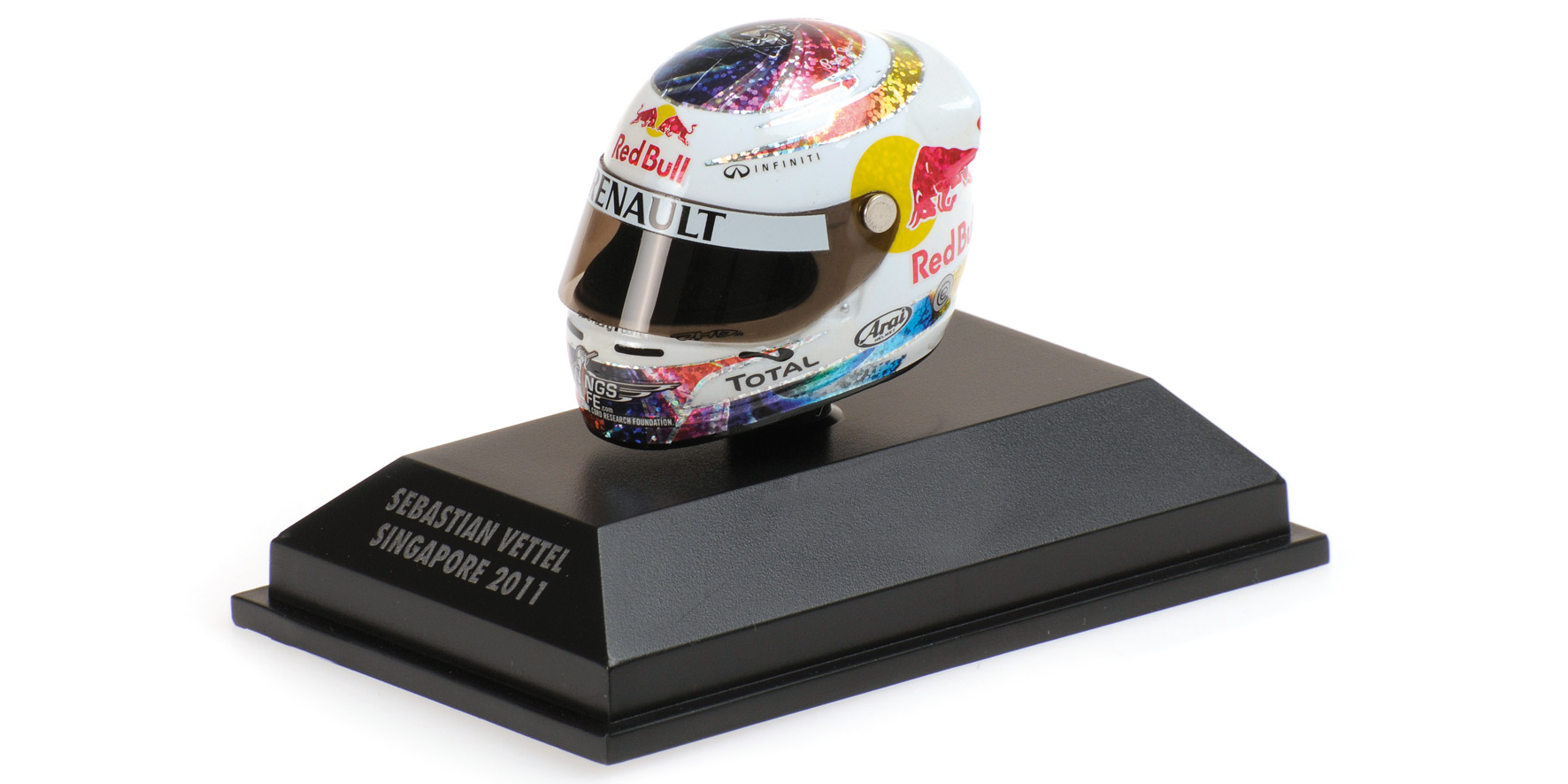 ARAI HELMET - SEBASTIAN VETTEL - SINGAPORE 2011