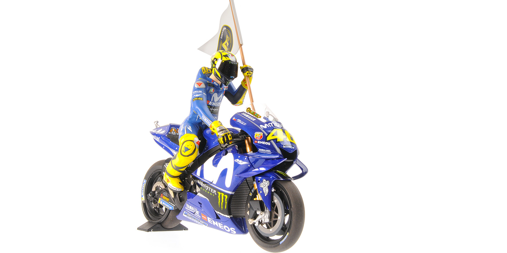 YAMAHA YZR-M1 - MOVISTAR YAMAHA - VALENTINO ROSSI - MOTOGP CATALUNYIA 2018 - W/ FIGURINE W/ FLAG