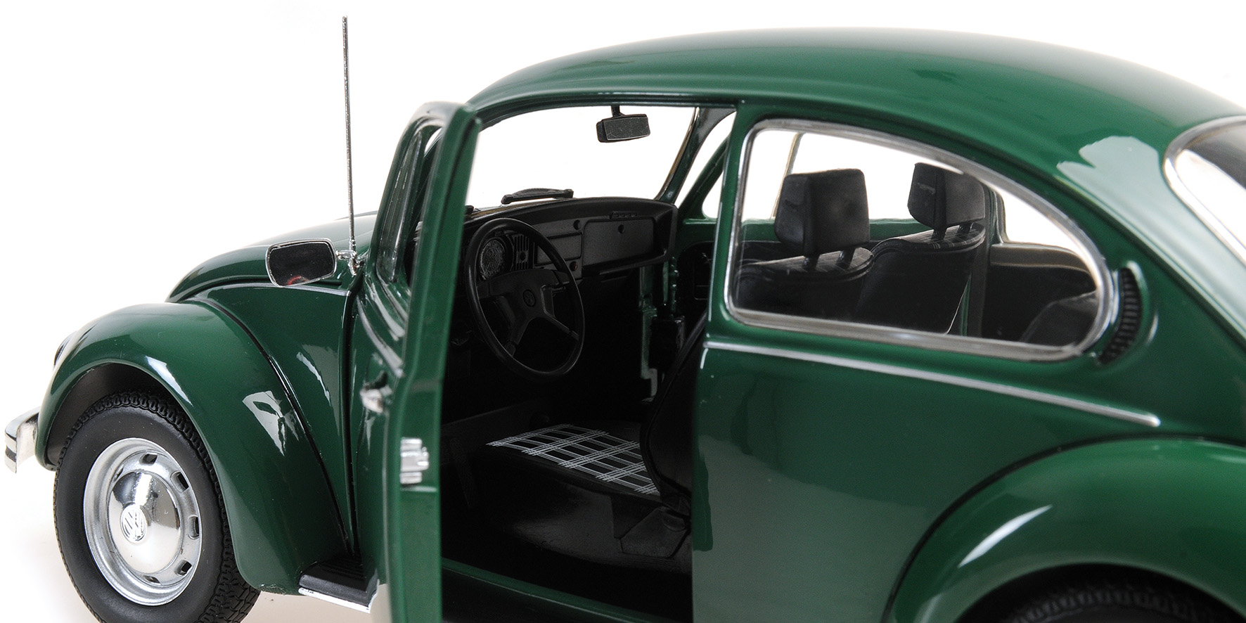 VOLKSWAGEN 1200 - 1983 - GREEN
