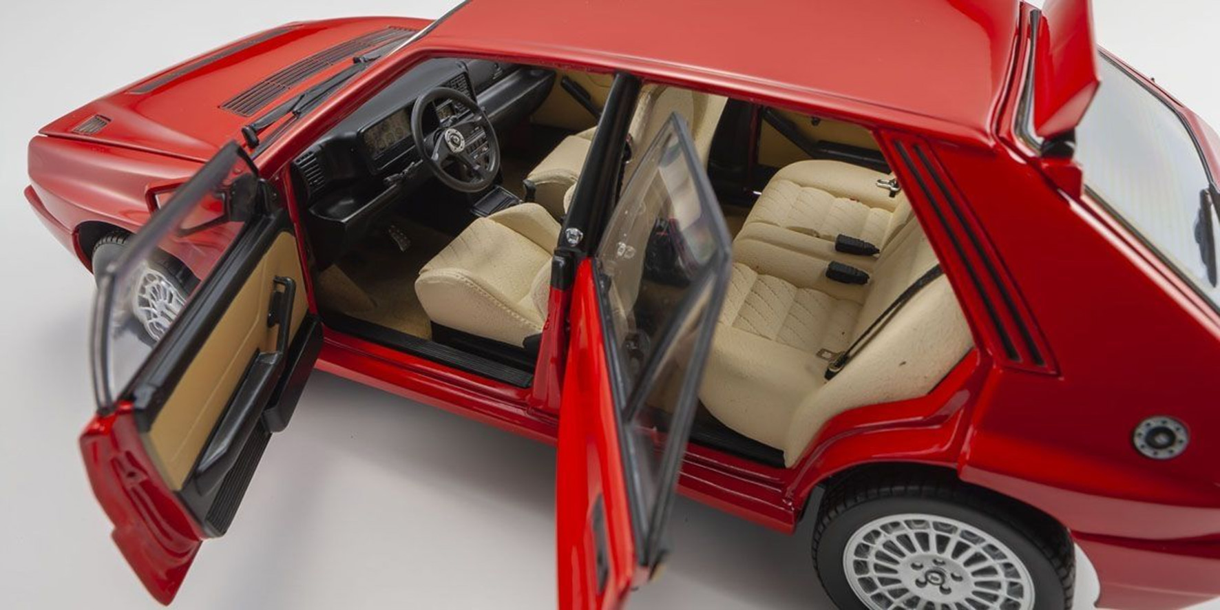 LANCIA DELTA HF INTEGRALE EVO - RED (08343R)