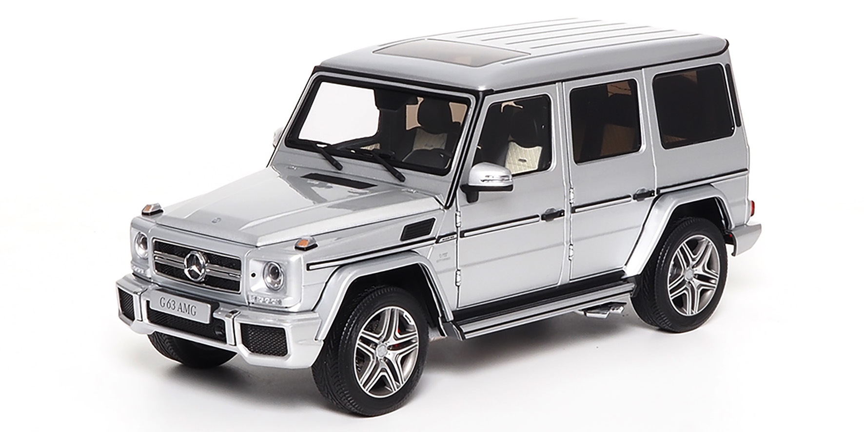 MERCEDES-AMG G63 (W463) - IRIDIUM SILVER