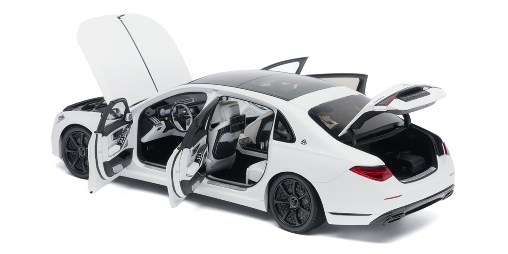 MERCEDES-MAYBACH-S-CLASS 2023 - OPALITH WHITE