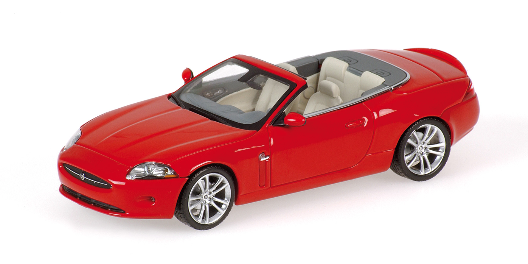 JAGUAR XK CABRIOLET - 2005 - RED