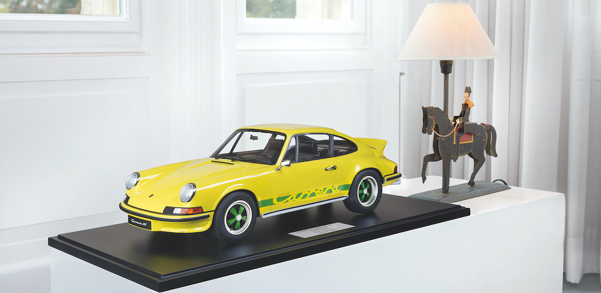 PORSCHE 911 CARRERA RS 2.7 TOURING - 1972 - GELB MIT GRÜNEM DEKOR