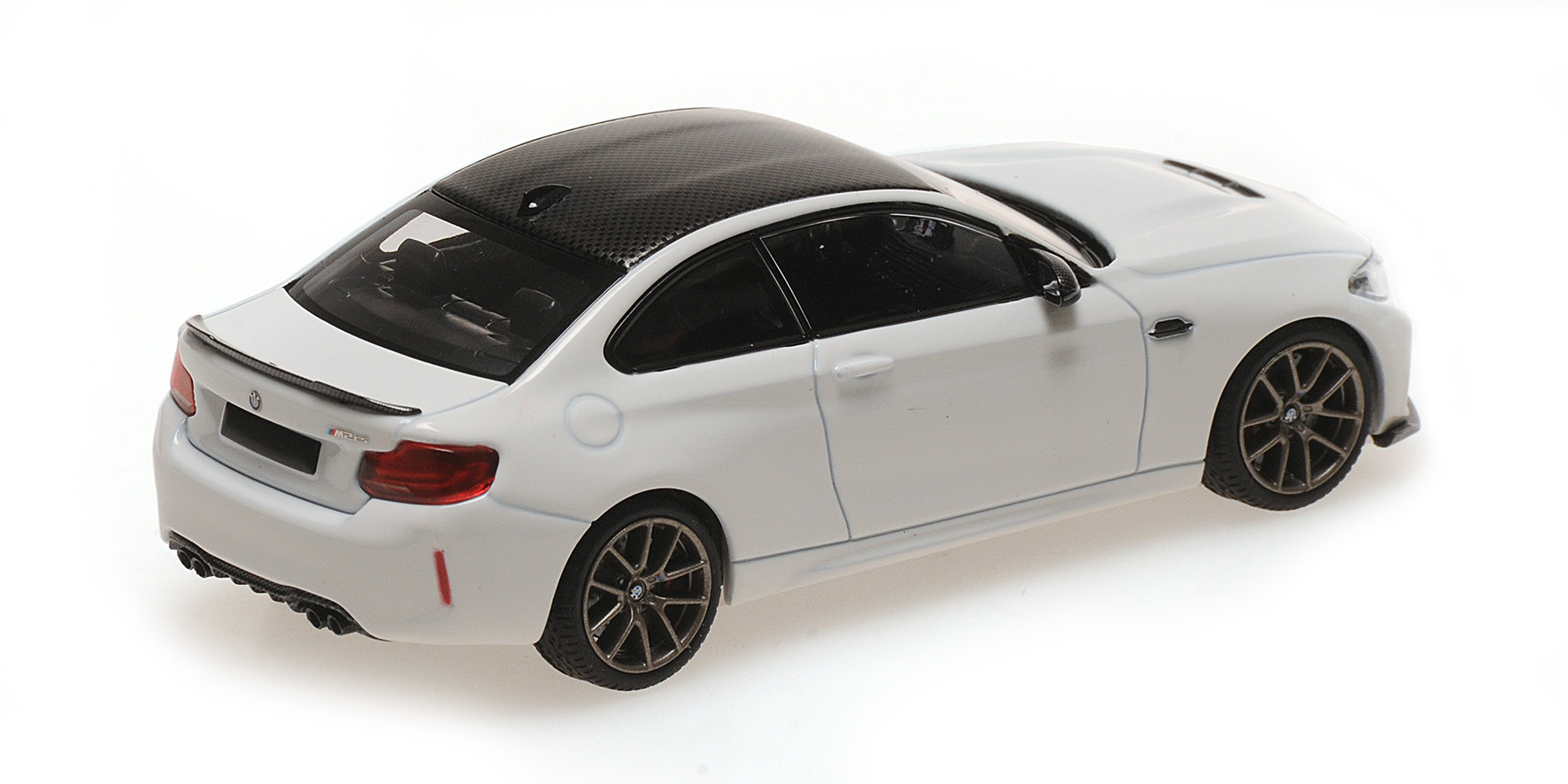 BMW M2 CS - 2020 - WHITE W/ BLACK WHEELS