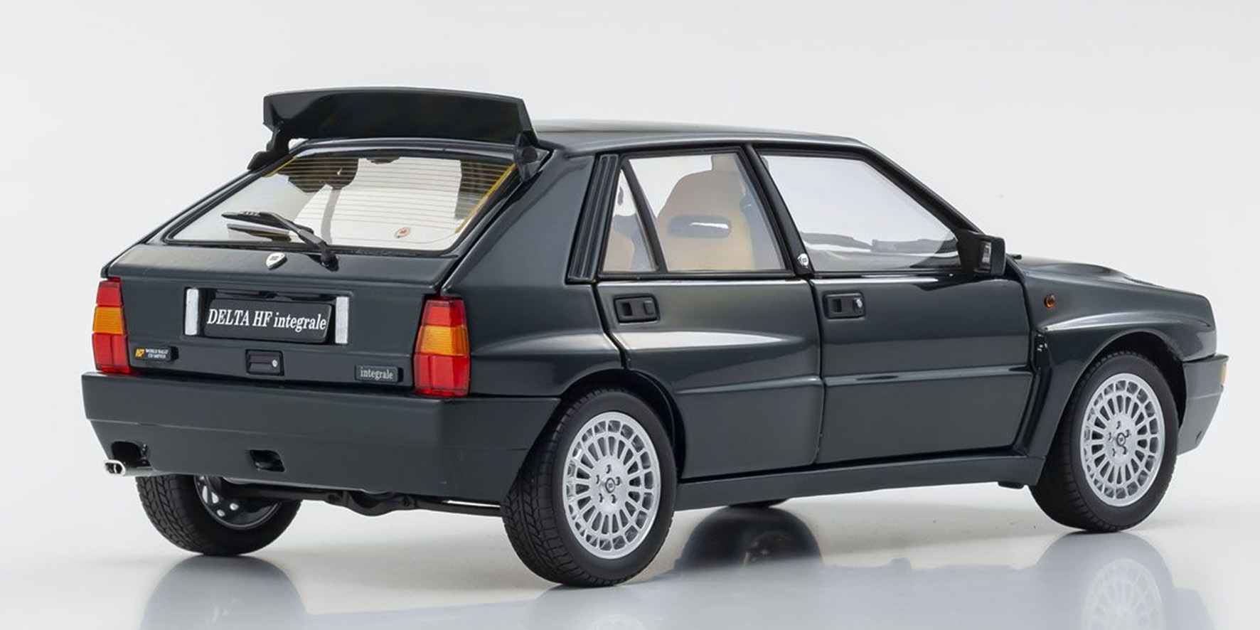 LANCIA DELTA HF INTEGRALE - DARK GREEN (08343V)