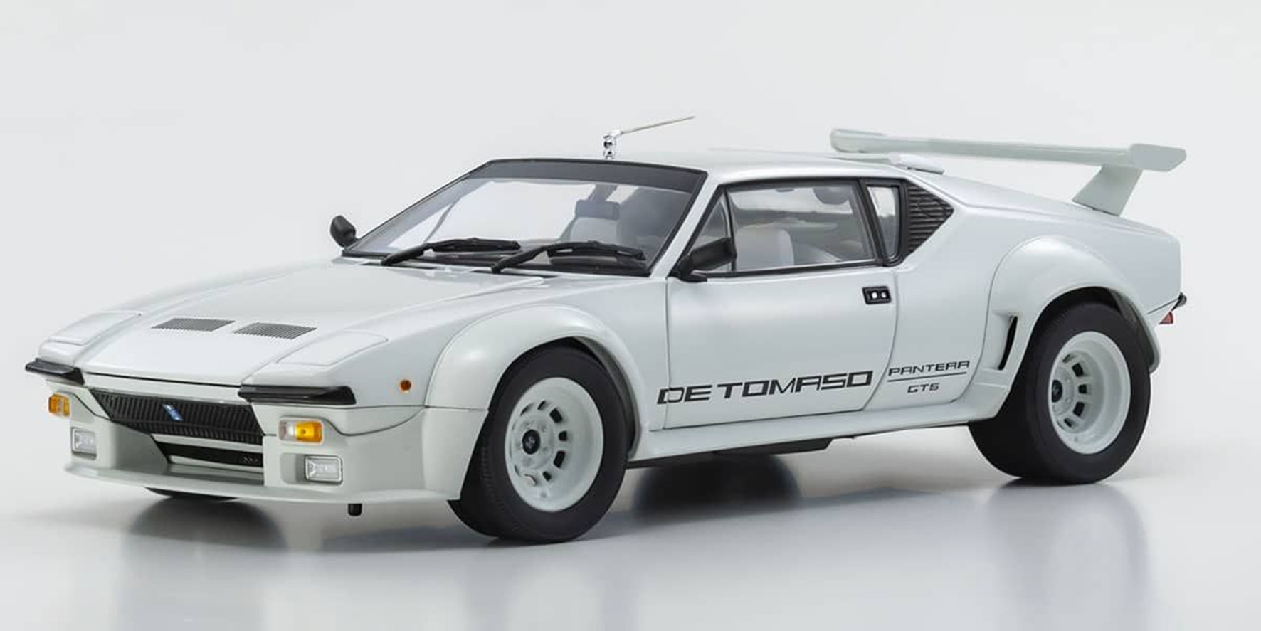 DE TOMASO PANTERA GT5 - WHITE (08854W)
