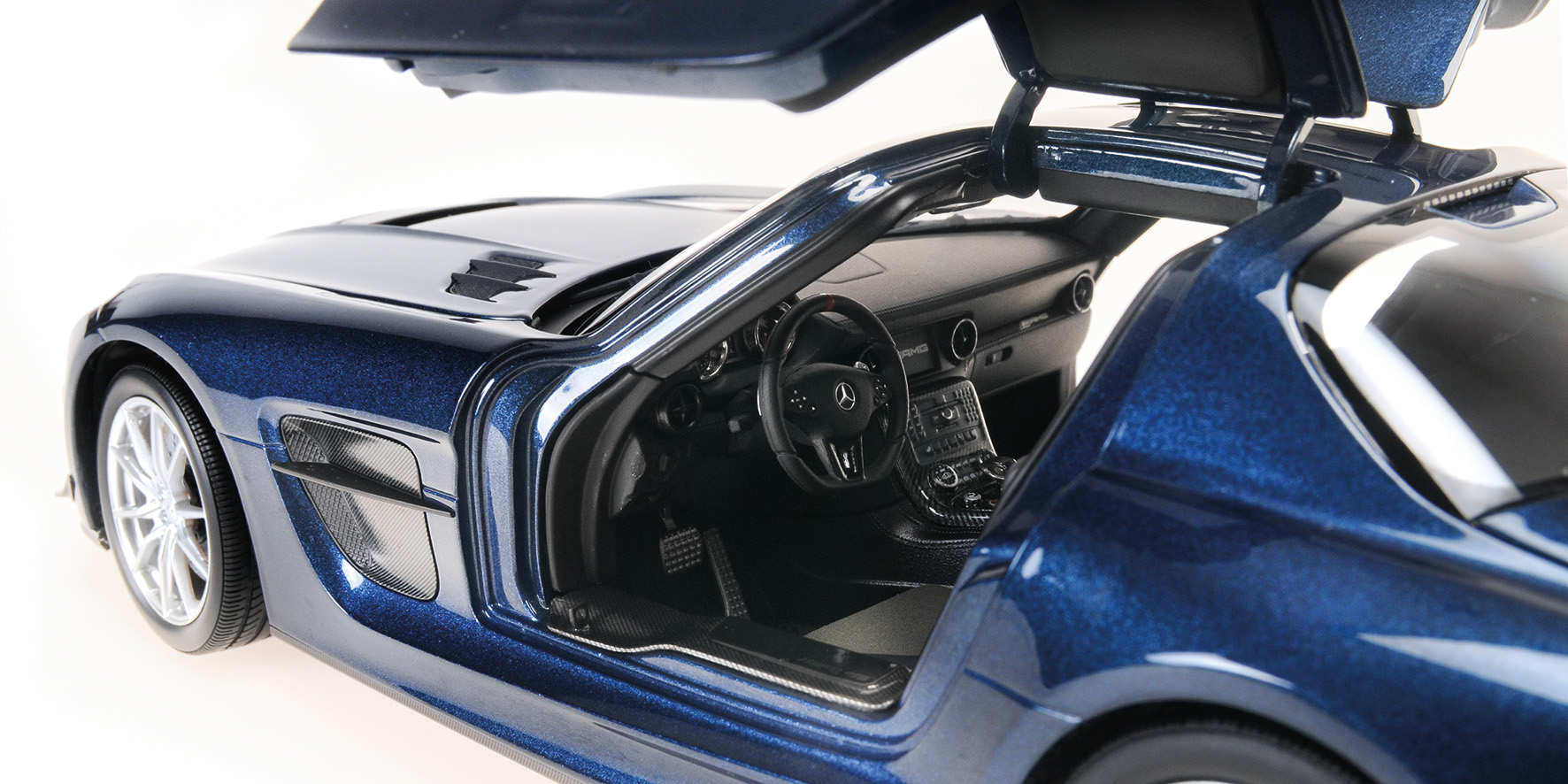 MERCEDES-BENZ SLS AMG BLACK SERIES - 2013 - AMG DAYTONA BLUE METALLIC
