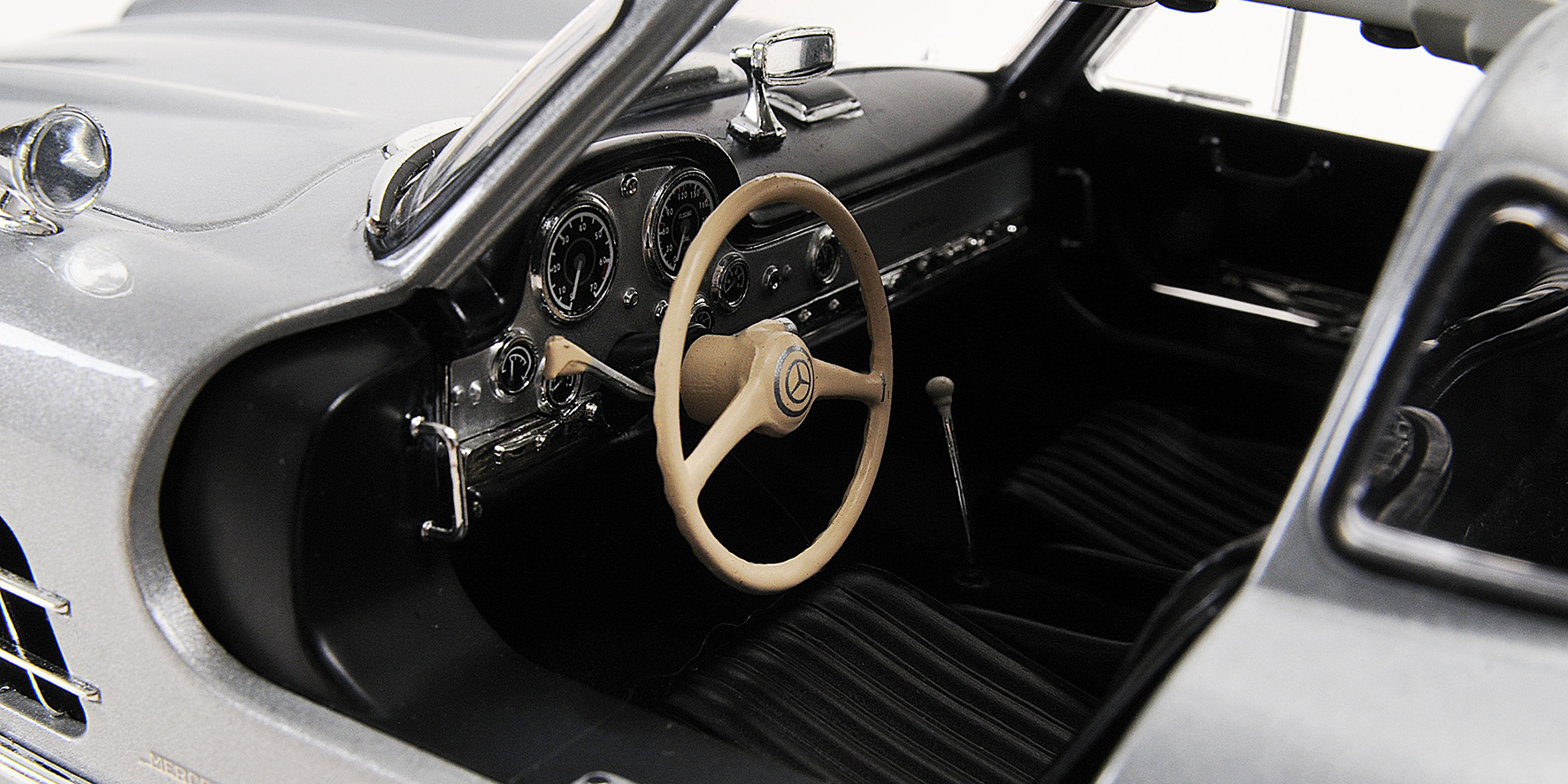 MERCEDES-BENZ 300 SL (W198 I) - 1954 - SILVER