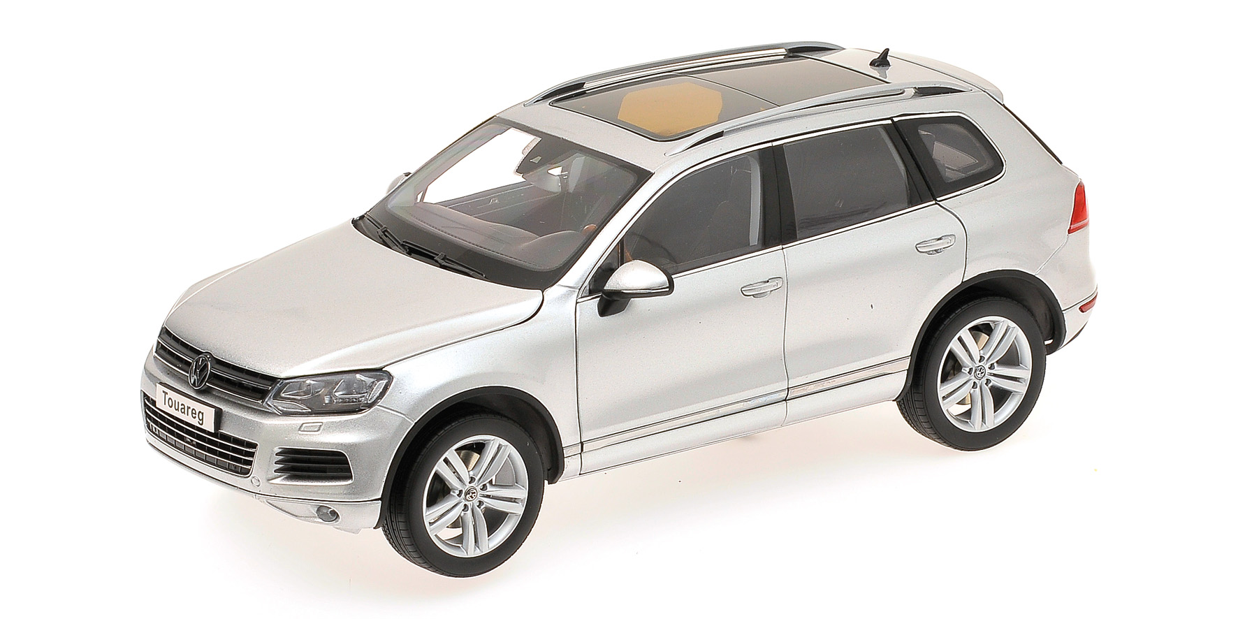 VOLKSWAGEN TOUAREG V6 TSI - COOL SILVER METALLIC (08822CS)