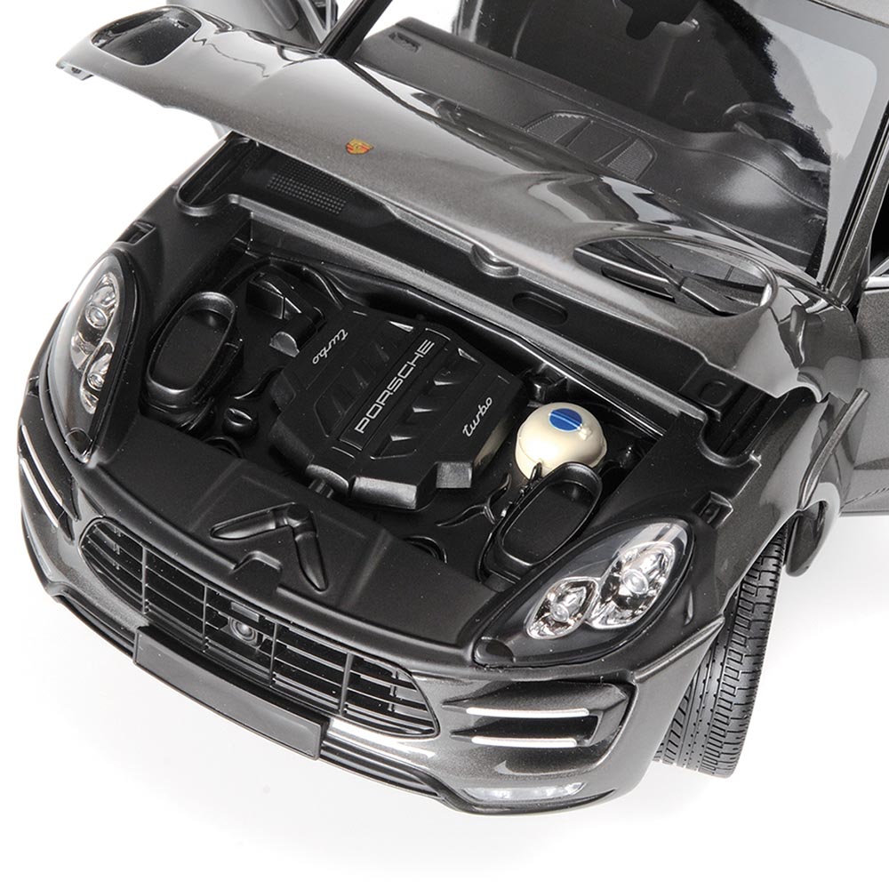 PORSCHE MACAN TURBO - 2013 - SILVER