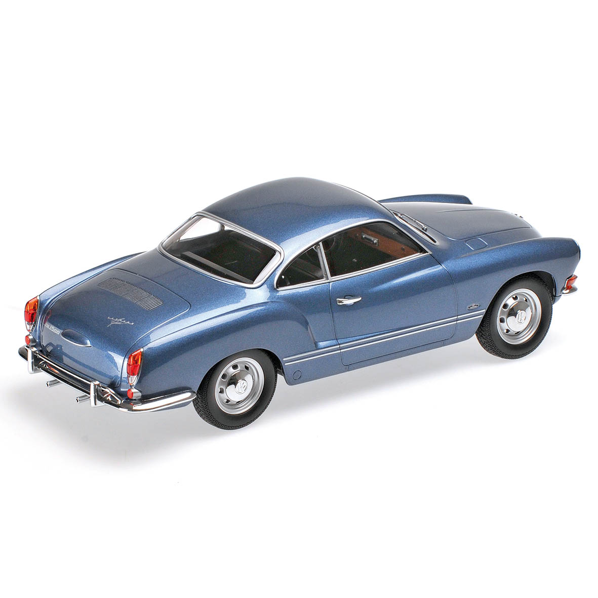 VOLKSWAGEN KARMANN GHIA COUPÉ - 1970 - BLUE
