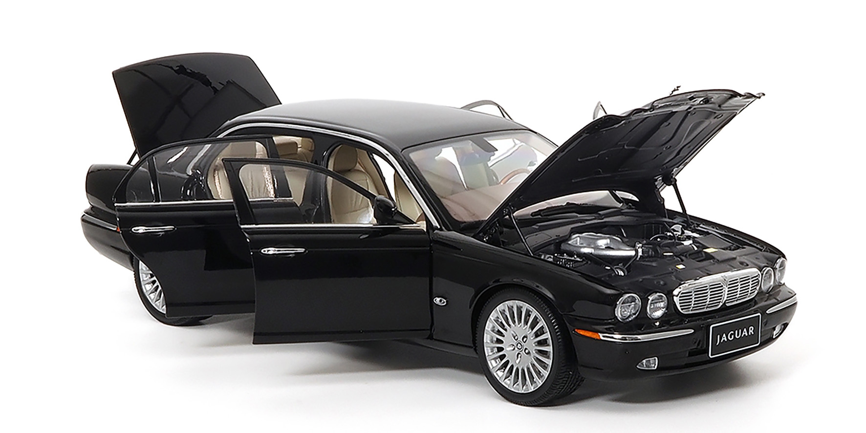 JAGUAR XJ6 (X350) - EBONY BLACK