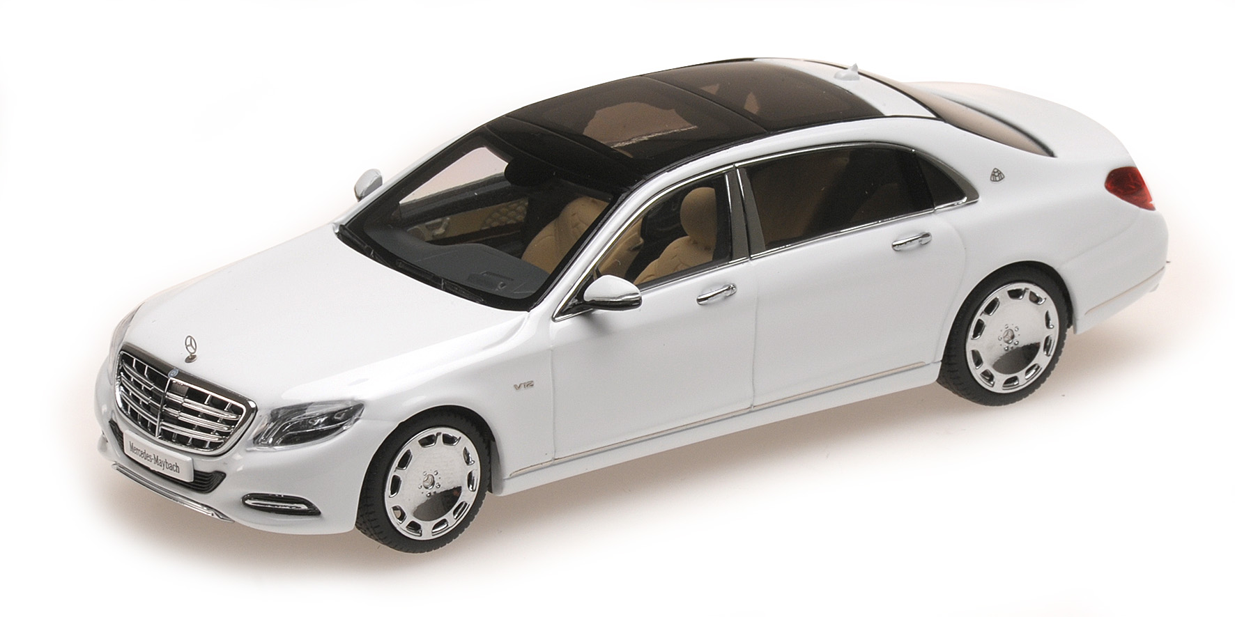 MERCEDES-BENZ S-CLASS MAYBACH - 2016 - DIAMOND WHITE
