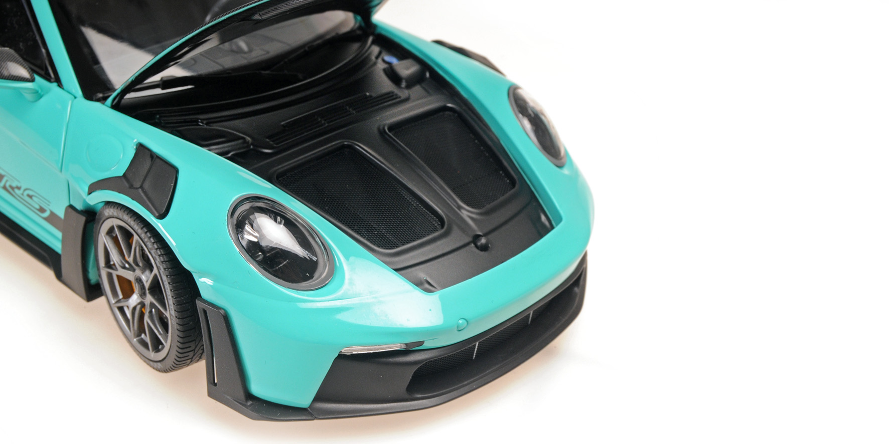 PORSCHE 911 (992) GT3RS - 2024 - GREEN W DARKSILVER WHEELS