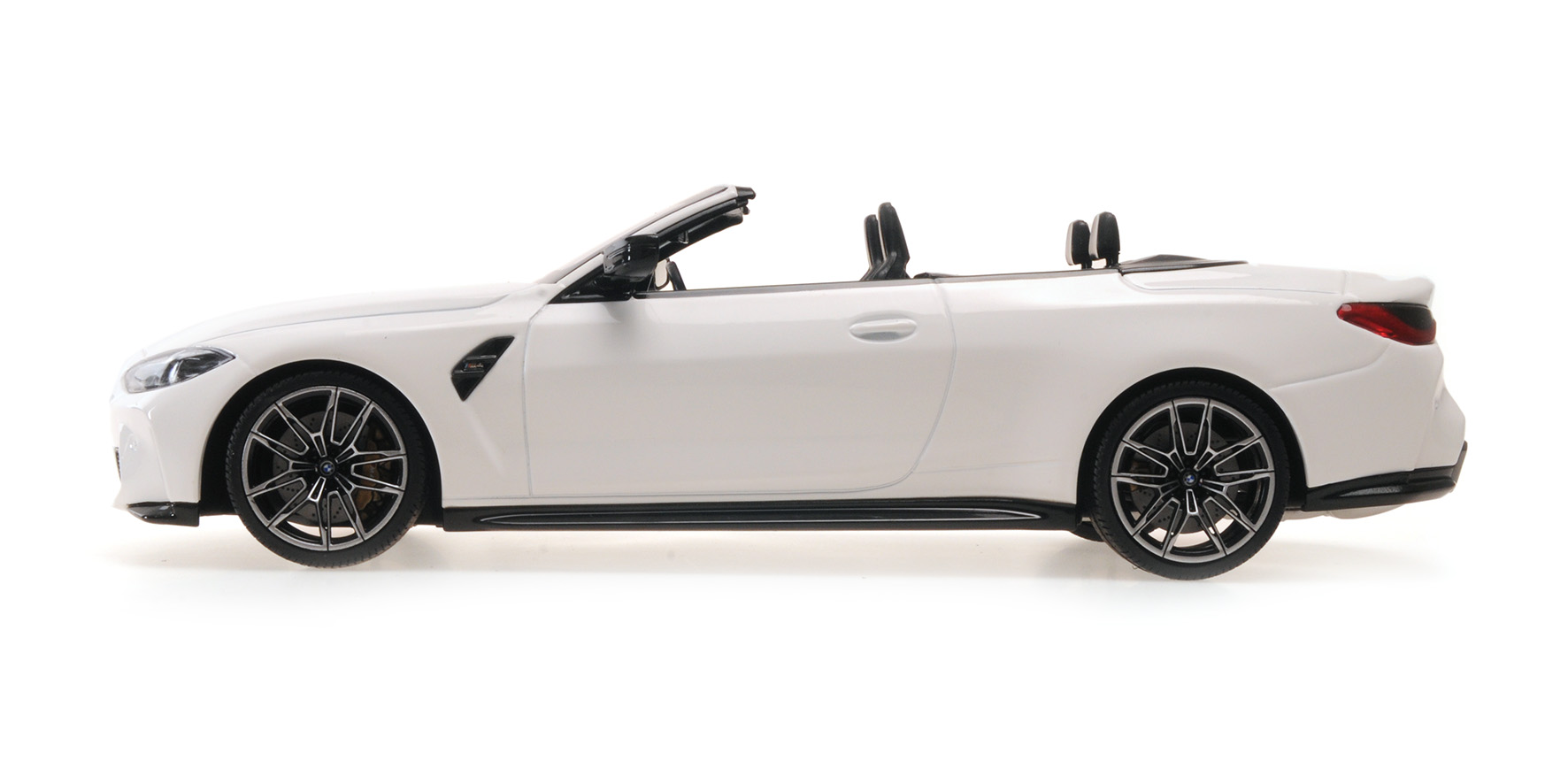 BMW M4 CABRIOLET - 2021 - WHITE