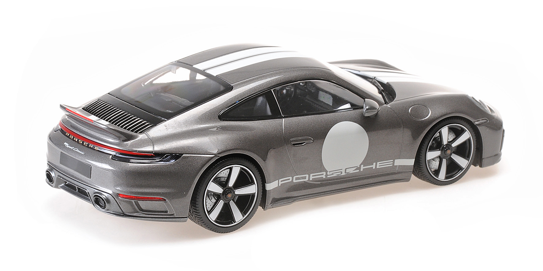 PORSCHE 911 (992) SPORT CLASSIC - 2022 - GREY METALLIC W/STRIPE