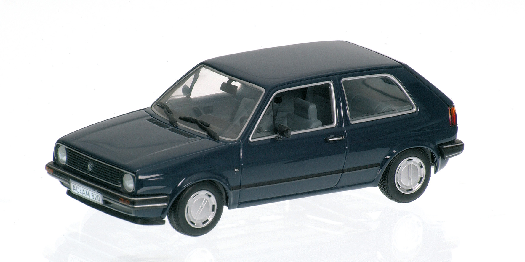 VOLKSWAGEN GOLF - 1985 - BLUE